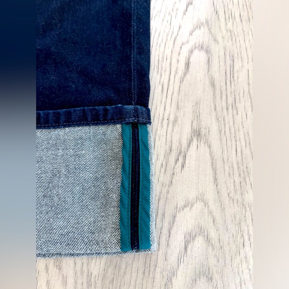 BCBG Dark Wash Cuffed Jeans Size 26 - Picture 2 of 11